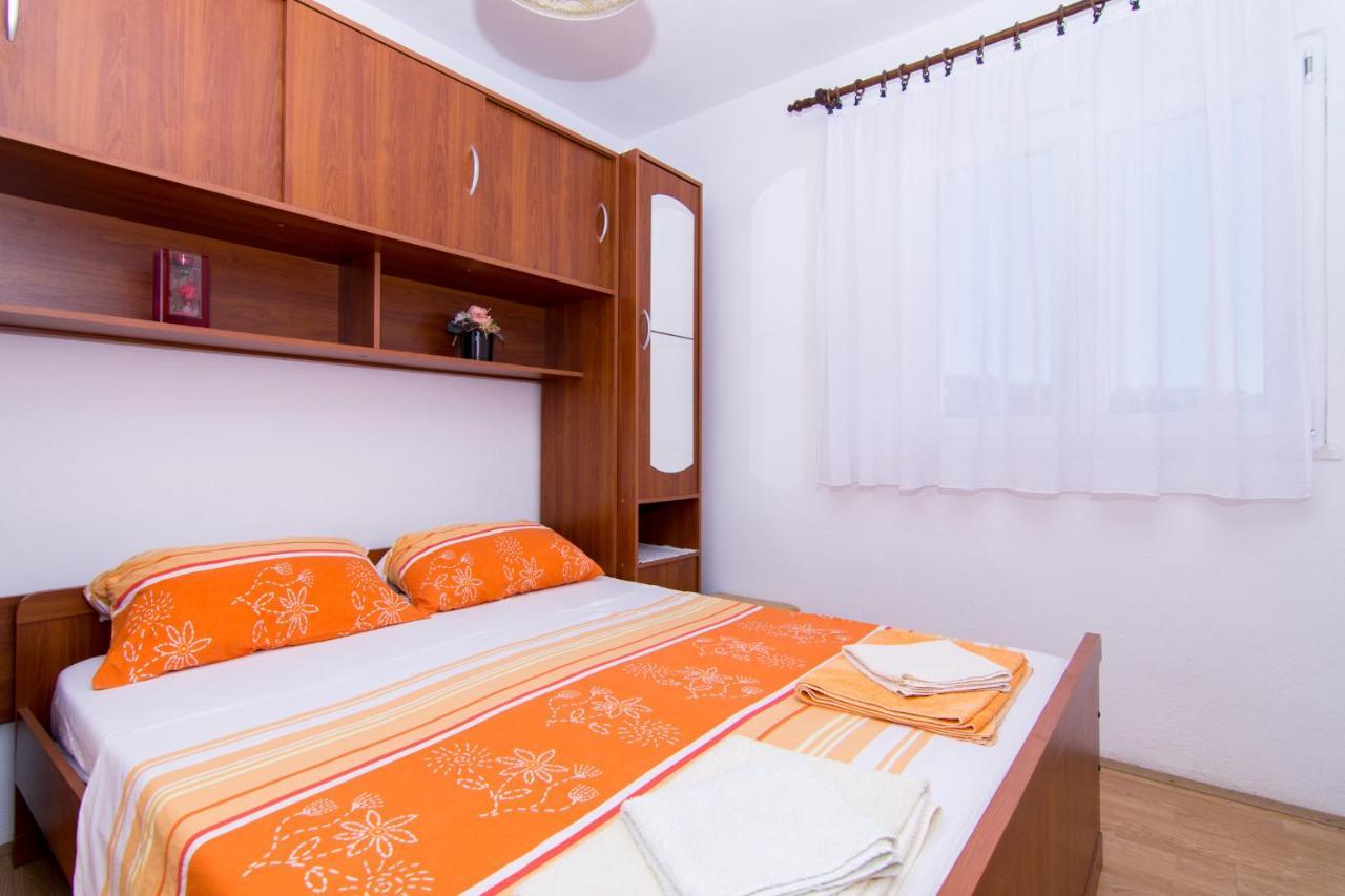 Holidays Slanada With Terrace And Sea View, Near The & Town Trogir, Free Parking, Quiet Place On Peninsula Ciovo Apartment Trogir