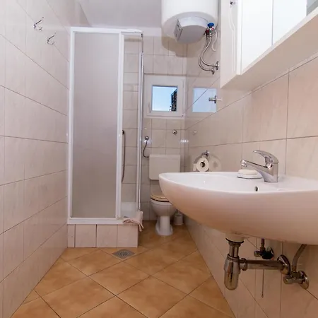 Holidays Apartments Slanada With Terrace And Sea View, Near The Beach & Town Trogir, Free Parking, Quiet Place On Peninsula Ciovo Exterior foto