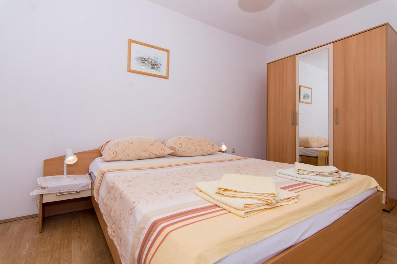 Holidays Slanada With Terrace And Sea View, Near The & Town Trogir, Free Parking, Quiet Place On Peninsula Ciovo Apartment Trogir