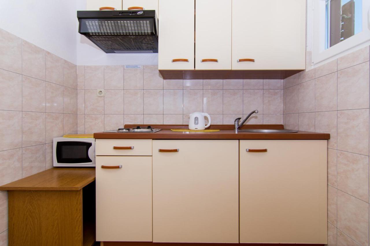 Apartment Holidays Slanada With Terrace And Sea View, Near The & Town Trogir, Free Parking, Quiet Place On Peninsula Ciovo Trogir